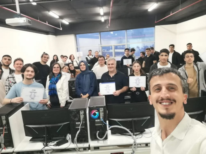 İstanbul Esenyurt Üniversitesi'nde Atölye Çalışması